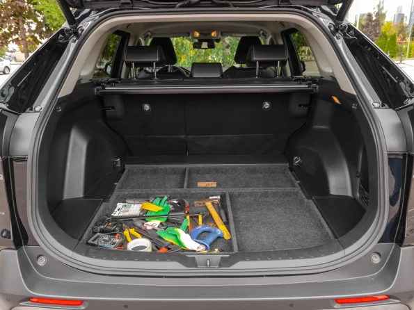 Order in trunk Toyota RAV4 5gen