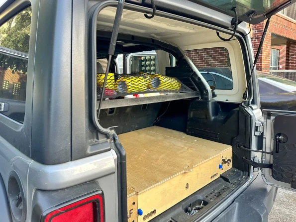 Organizer for jeep wrangler