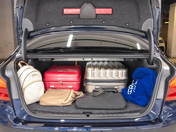 Premium_storage_system_for_bmw_5 series g30 g31 f90